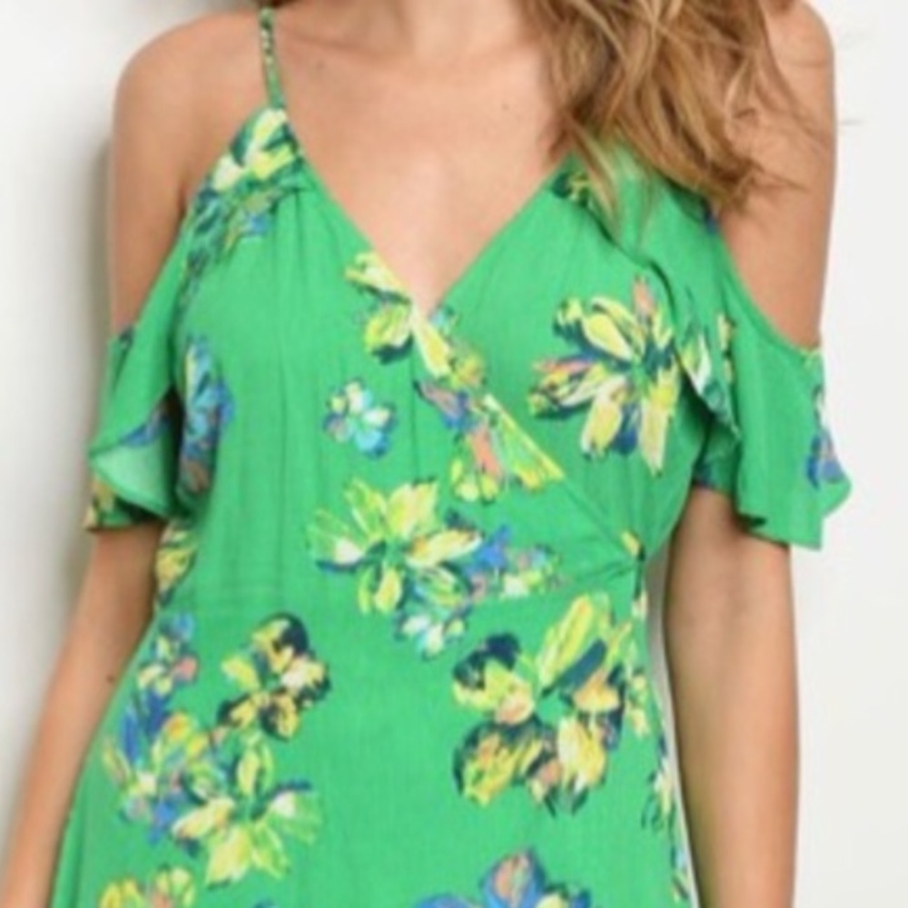 ❌DONATED❌Green Floral Cold Shoulder Wrap V-neck Midi Dress - Picture 3 of 12